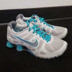 Nike training running shocks shoes